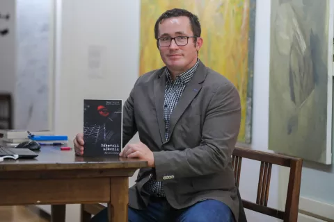 Blaznikov večer predstavitev knjige UDBOVSKI UČBENIKosnovni tečaj: strogo zaupno Knjigo bo predstavil njen urednik ter avtor diplomatičnega prepisa in predgovora dr. Željko Oset / Foto: Tina Dokl