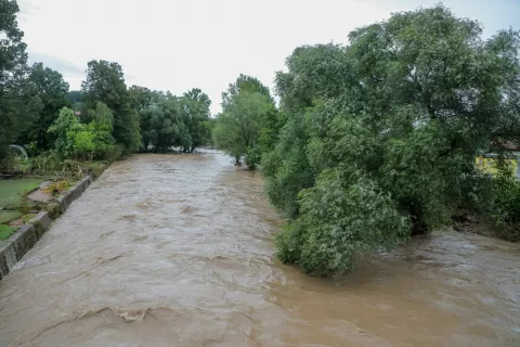 izredne razmere gorenjska poplave poplava 5.8.2023 Škofja loka / Foto: Tina Dokl