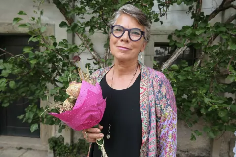 Prva dobitnica nagrade kresnice je pesnica in vsestranska ustvarjalka Cvetka Bevc. / Foto: Igor Kavčič