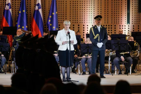 Brdo pri Kranju, Grad Brdo.<br>Predsednica republike Natasa Pirc Musar je pred dnevom samostojnosti in enotnosti priredila slovesnost, na kateri je podelila drzavna odlikovanja. / Foto: Nebojsa Tejic/sta