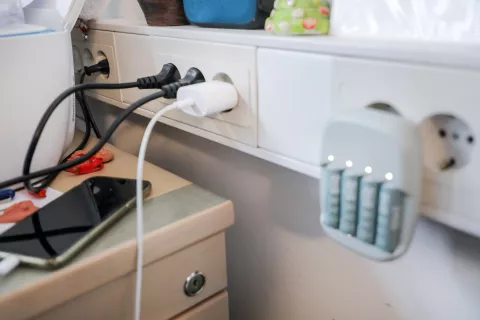 Cilj sprememb, ki nas čakajo v drugi polovici leta, je učinkovitej&scaron;a raba energije in omrežij. / Foto: Tina Dokl