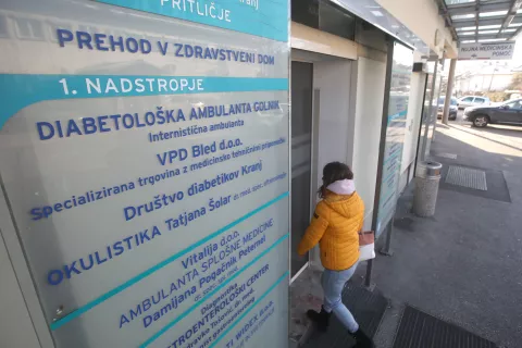 Klinika Golnik je zaprosila za podalj&scaron;anje roka izselitve diabetolo&scaron;ke ambulante iz Zdravstvenega doma Kranj do konca marca. / Foto: Gorazd Kavčič