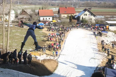 prireditev Podbevški smučarski skoki vaška tekma vas Podbrezje skakalnica letalnica / Foto: Gorazd Kavčič