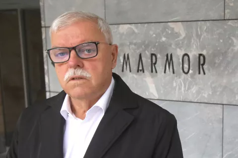 portret intervju Brane Selak direktor Marmor Hotavlje nagrada za življensko delo združenje manager Hotavlje / Foto: Gorazd Kavčič