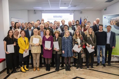 podpis zaveze podnebni dogovor Kranj misija 100 podnebno nevtralnih in pametnih mest / Foto: Mok/sandi Fišer