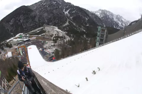 smučarski poleti Planica SP svetovni pokal skakalnica janez gorišek nedelja 5 dan posamična tekma zaključek svetovnega pokala / Foto: Gorazd Kavčič