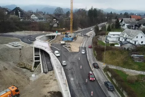 Od torka je v krožnem križišču Betin ponovno vzpostavljen dvosmerni promet. / Foto: arhiv Direkcije Republike Slovenije za infrastrukturo