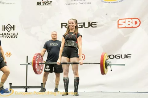 Eva Strgar danes lahko dvigne do 147 kilogramov. / Foto: osebni arhiv