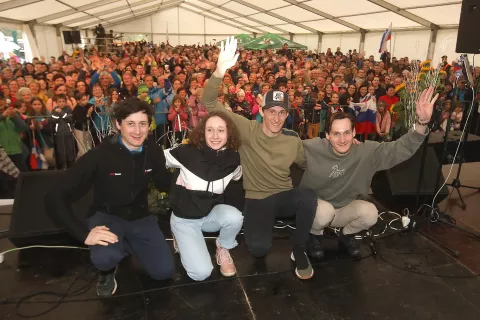 sprejem skakalna družina Prevc Dolenja vas Nika Domen Cene in Peter skakalci Sk Troglav Kranj Sel&scaron;ka dolina Železniki / Foto: Gorazd Kavčič