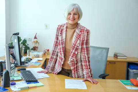 Doc. dr. Viktorija Tomič, direktorica Univerzitetne klinike za pljučne bolezni in alergijo Golnik / Foto: Tina Dokl