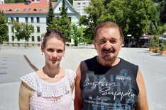 Mirela Žnidarec in Rudi Jev&scaron;ek, sekretarka in predsednik gorenjskega območnega odbora Sindikata upokojencev Slovenije / Foto: Janko Rabič