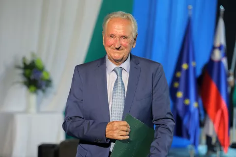 občinska proslava občina Železniki 28.6.2024 na fotografiji častni občan za leto 2024 Andrej Bergant Fantje s Praprotnega / Foto: Tina Dokl