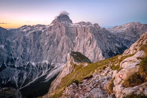 Začelo se je glasovanje za naj planinsko pot 2023. / Foto: Angie Logar / Foto: 