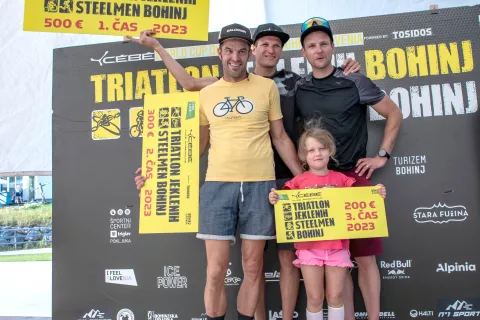 Absolutno najhitrejši v klasični preizkušnji so bili letos Luka Tavčar (v sredini), Aleš Udovič (levo) in Jure Čebašek. / Foto: Albert Dobravec, arhiv TD Bohinj / Foto: 