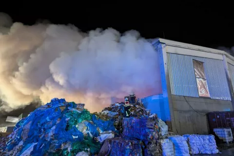 požar, podjetje Surovina / Foto: Arhiv Pgd Moste 