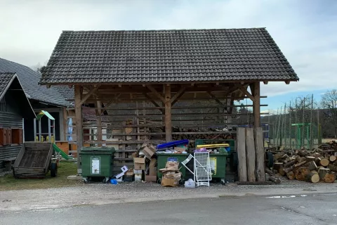 Ekološki otok, odpadki, ločevanje / Foto: Arhiv Ks Sebenje