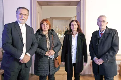 Direktorica Medobčinskega muzeja Kamnik mag. Zora Torkar in Janja Železnikar v družbi srbskih kolegov / Foto: Gorazd Kavčič / Foto: 