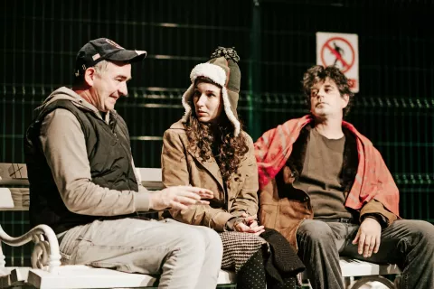 Izjemni igralski tandem Matej Čujovič in Bojan Trampuš v odrski družbi s posebnim priznanjem nagrajene Petre Krančan / Foto: Aljaž Hafner / Foto: 