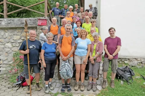 Žirovski šmarnični romarji so si letos za cilj izbrali Sveti Jakob. / Foto: arhiv društva / Foto: 