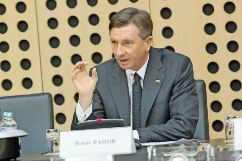 Predsednik republike Borut Pahor je po vdoru protestnikov v ameriški kongres opozoril, da se morajo politiki z vso odgovornostjo zavedati posledic svojih ravnanj. / Foto: arhiv GG / Foto: 