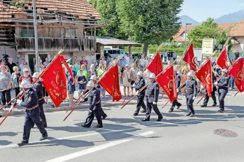 Prihodek, ki so ga prostovoljna gasilska društva ustvarila na veselicah, so običajno namenila za razvoj društva ter obnovo gasilske opreme. Slika je simbolična. / Foto: Tina Dokl / Foto: 