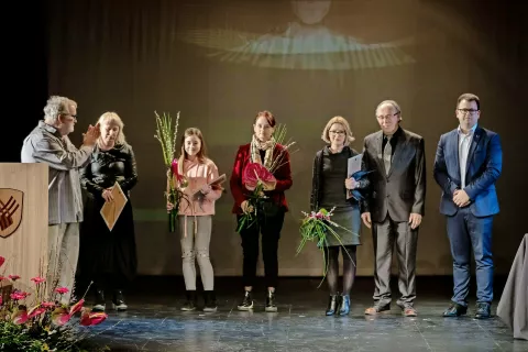 Podelili so štiri pletenice: dve za posebne dosežke in dve za življenjsko delo. / Foto: Peter Košenina / Foto: 