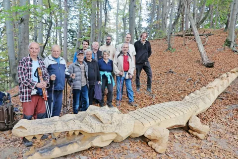 Na plano so pomagali izpustiti novega krokodila. / Foto: Igor Kavčič / Foto: 